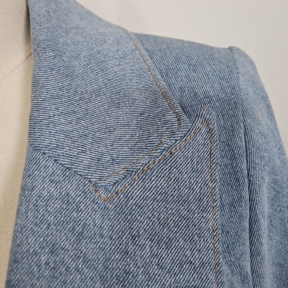 Veronica Beard Light Blue Denim Double-Breasted Blazer - Picture 13 of 15
